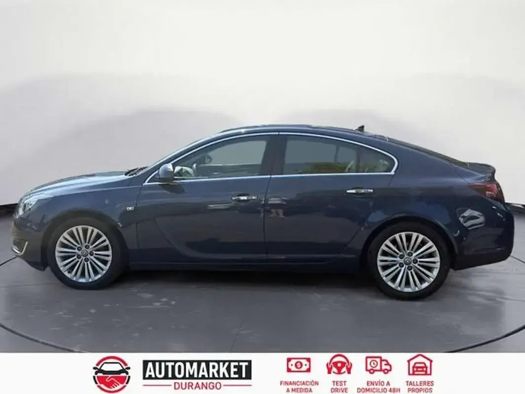 Usado Opel Insignia Selective 140 CV (102 kW) 2014 Azul Berlina