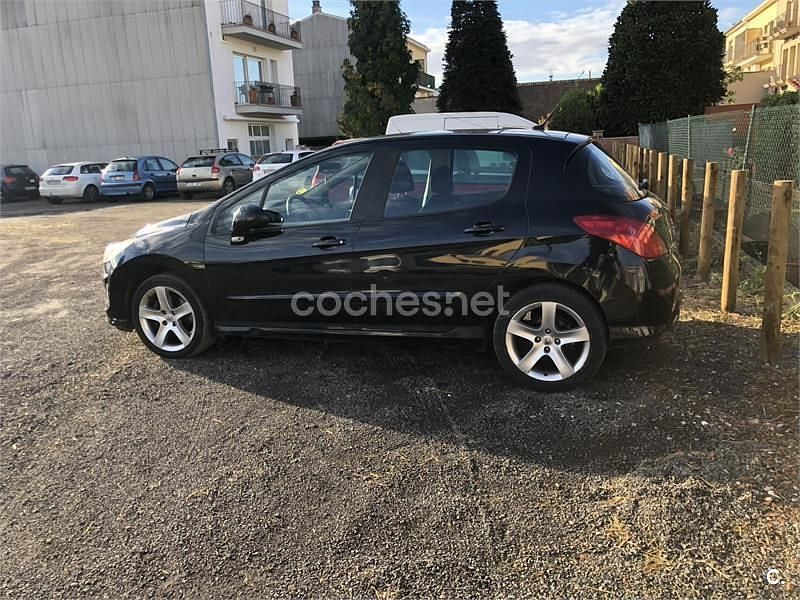 Usado Peugeot 308 Premium 136 CV (100 kW) 2008 Negro Berlina