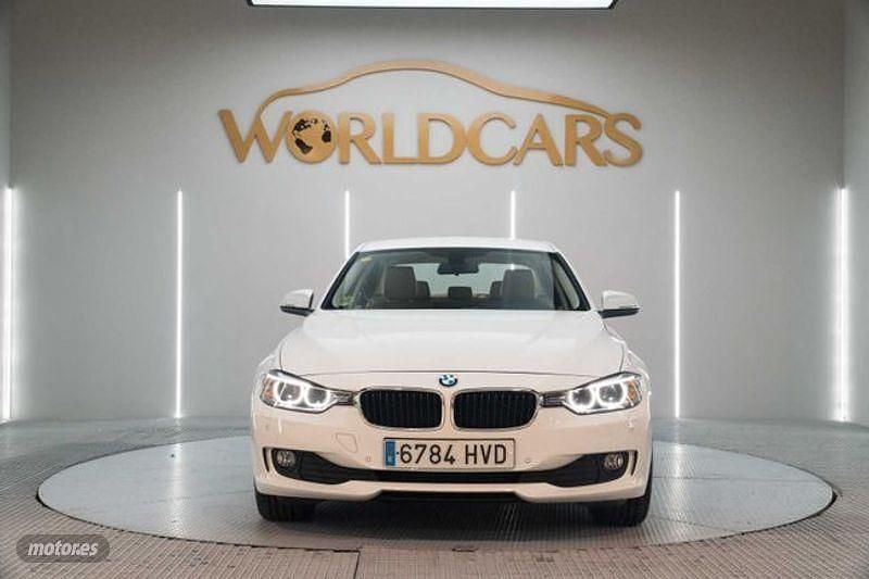 Usado BMW 318 142 CV (104 kW) 2013 Blanco Berlina
