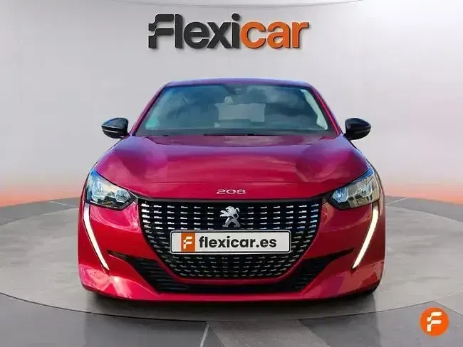 Usado Peugeot 208 Active 100 CV (73 kW) 2022 Rojo Utilitario