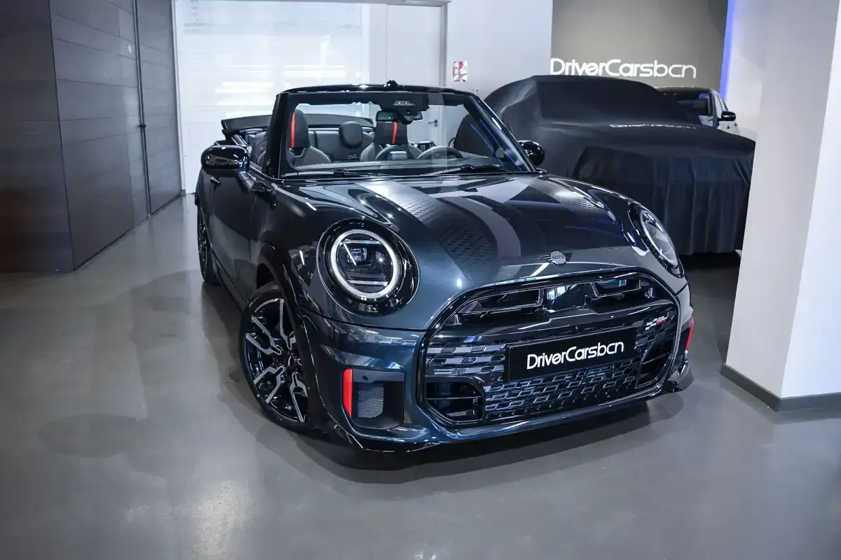 Usado Mini John Cooper Works 231 CV (169 kW) 2025 Utilitario