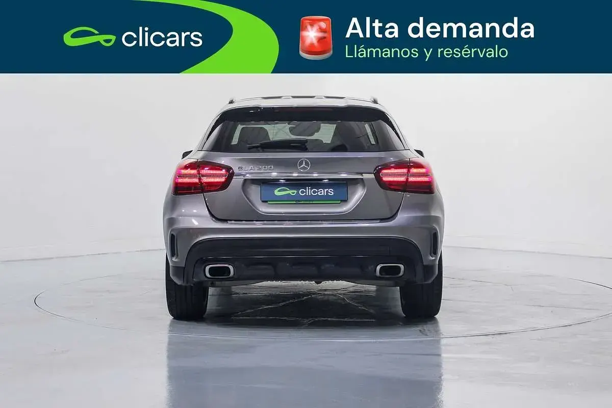 Używany Mercedes GLA200 156 KM (114 kW) 2020 Szary SUV