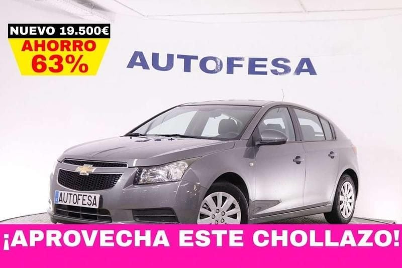 Gris Usado 2011 Chevrolet Cruze LS Berlina | 7250 € (Precio justo) - Imagen 1/4