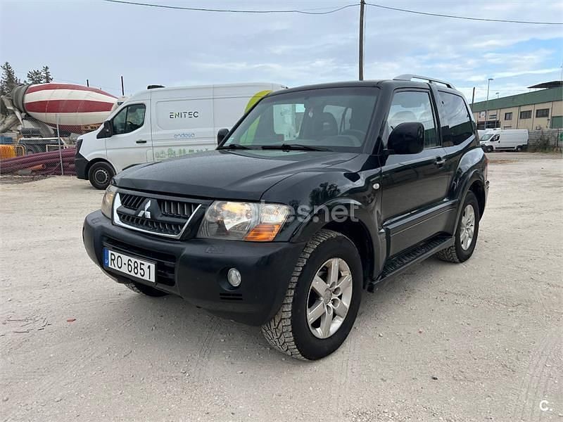 Negro Usado 2006 Mitsubishi Montero Intense SUV | 6990 € - Imagen 1/4