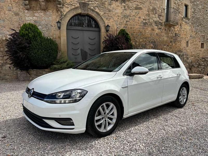 Blanco Usado 2020 VW Golf VIII Edition Utilitario | 18.900 € (Precio justo) - Imagen 1/4