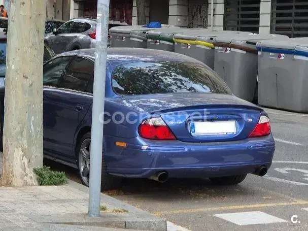 Usado Jaguar S-Type R 395 CV (290 kW) 2002 Azul Berlina