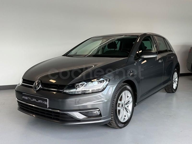 Usado VW Golf VII Advance 150 CV (110 kW) 2019 Gris / plata Berlina