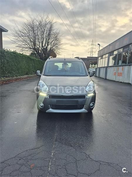 Gris / plata Usado 2013 Peugeot Partner Tepee Outdoor Monovolumen | 7500 € (Super precio) - Imagen 1/4