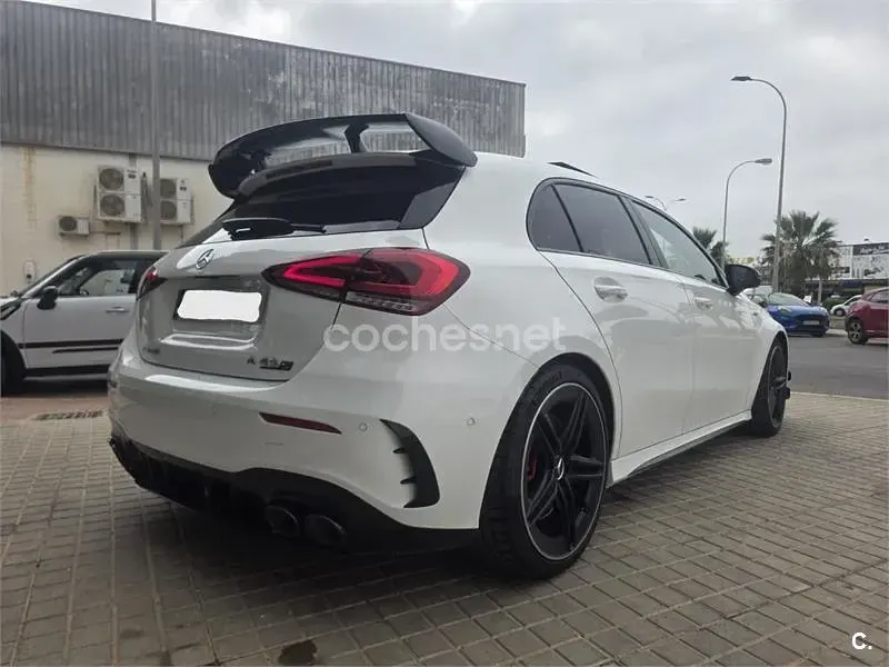 Usado Mercedes A45 AMG 421 CV (309 kW) 2021 Blanco Utilitario