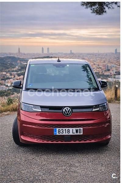 Usado VW Multivan Style 218 CV (160 kW) 2022 Rojo Van