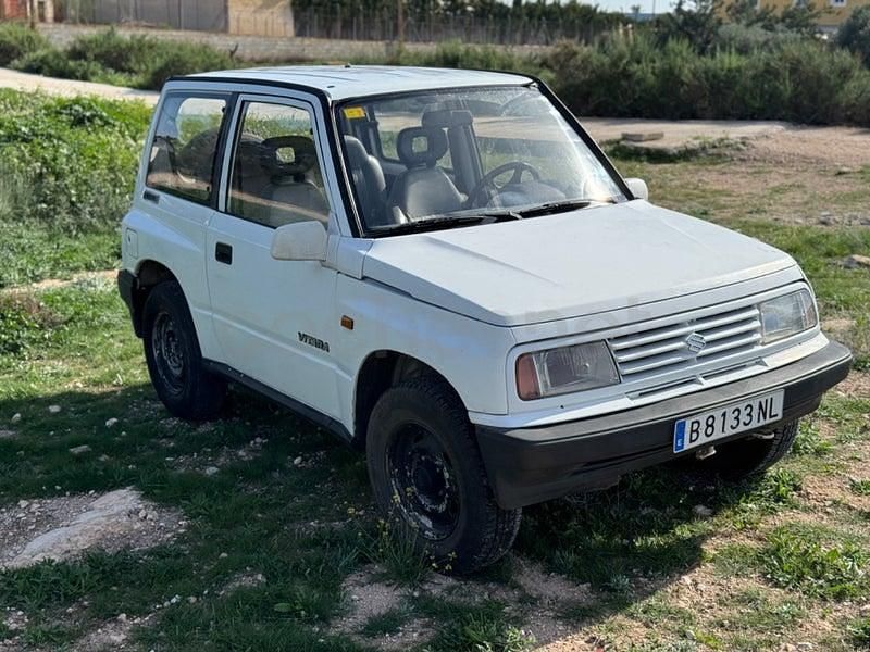 Usado Suzuki Vitara 81 CV (59 kW) 1992 Blanco Familiar