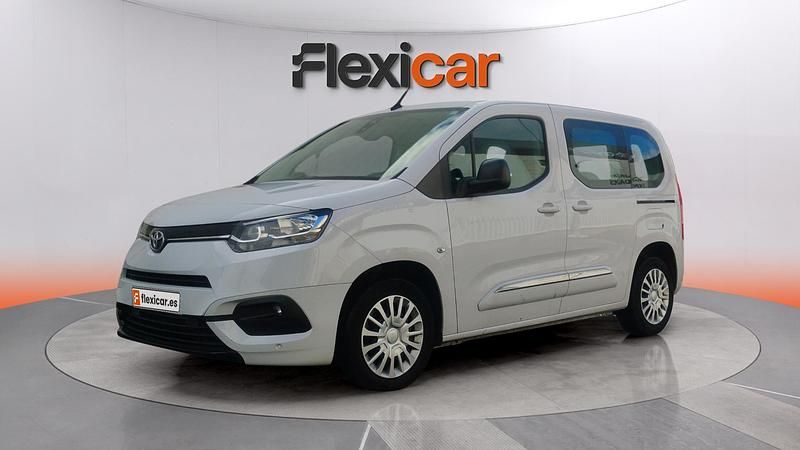 Usado Toyota Proace City City 102 CV (75 kW) 2024 Blanco Monovolumen