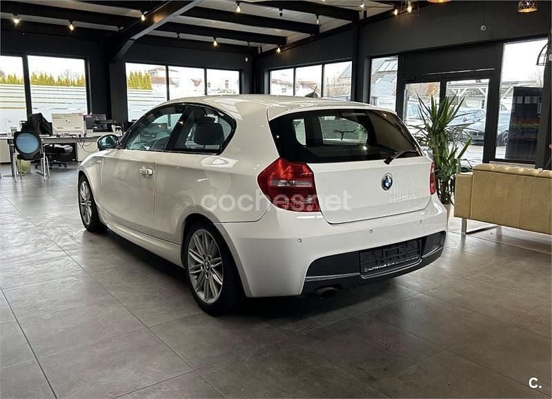 Usado BMW 118 143 CV (105 kW) 2011 Blanco Utilitario
