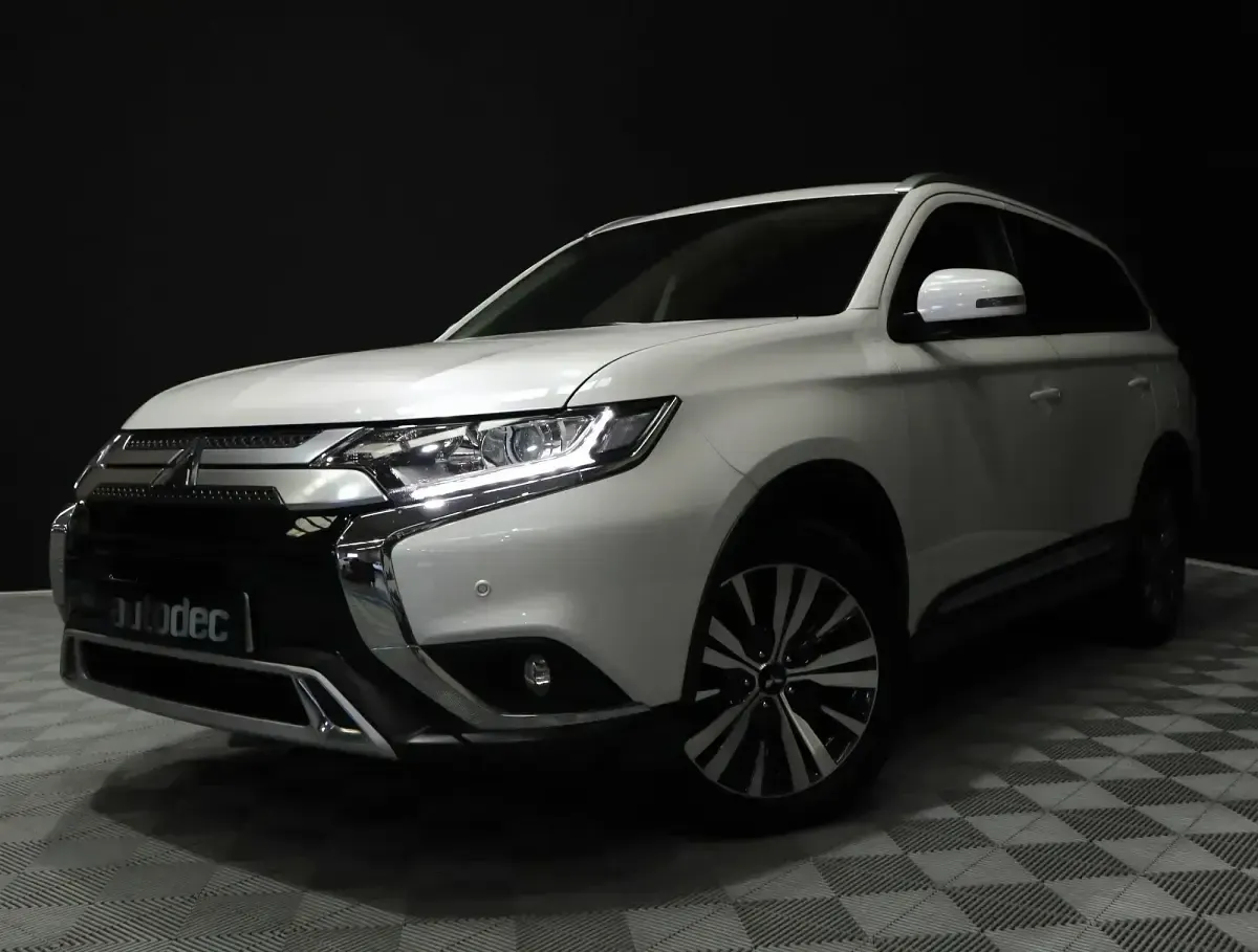 Brugt Mitsubishi Outlander Motion 150 HK (110 kW) 2020 Hvid SUV
