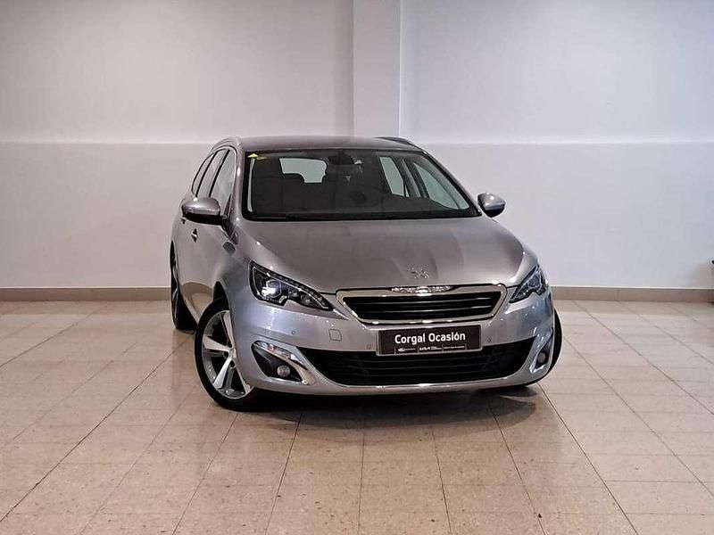 Usado Peugeot 308 SW Allure 131 CV (96 kW) 2016 Gris Familiar