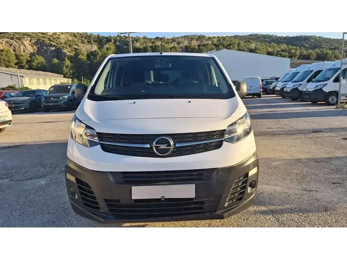 Usado Opel Vivaro 120 CV (88 kW) 2018 Blanco Monovolumen