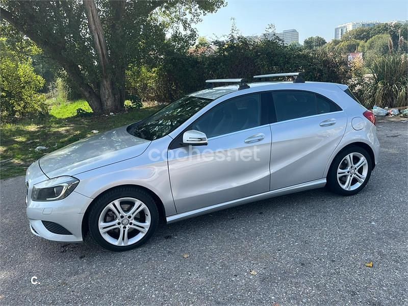 Gris / plata Usado 2015 Mercedes A200 Urban Berlina | 16.000 € (Precio justo) - Imagen 1/4