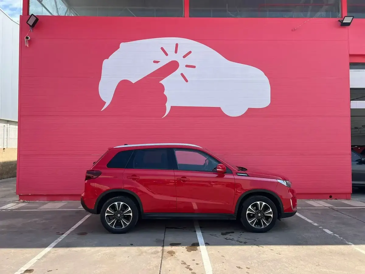 Usado Suzuki Vitara GLX 129 CV (94 kW) 2023 Rojo SUV