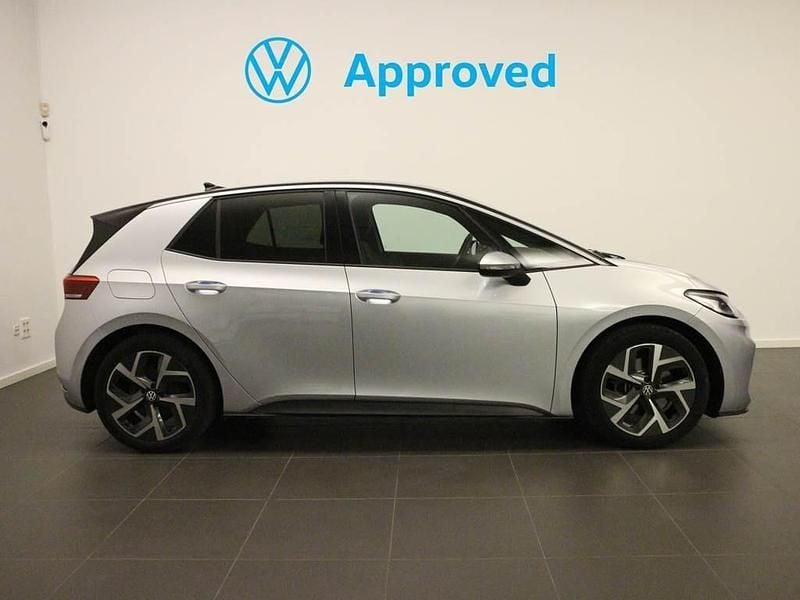 Usado VW ID.5 Pro 150 kW (204 CV) 2023 Gris SUV