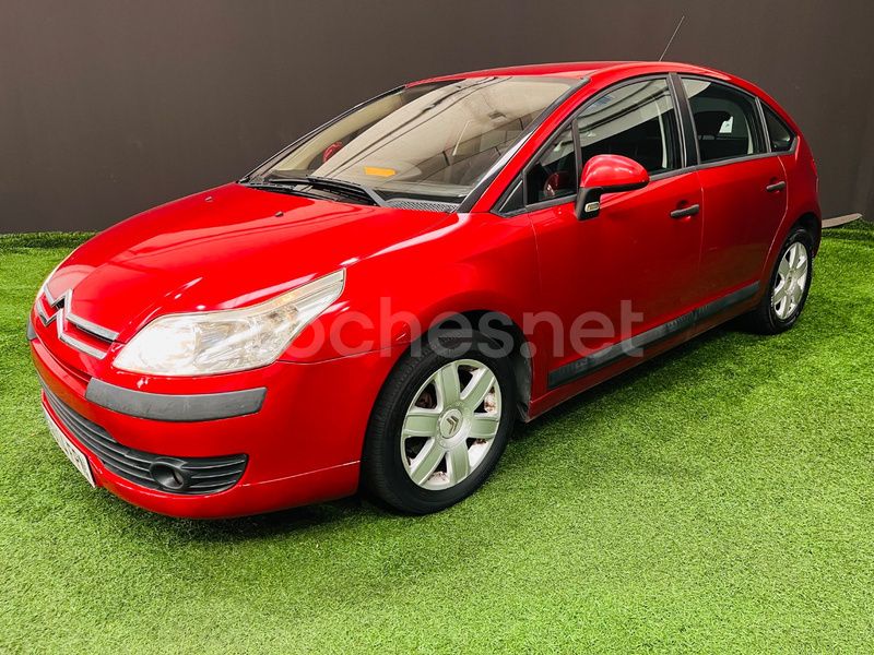 Granate Usado 2007 Citroën C4 Exclusive Berlina | 2999 € (Buen precio) - Imagen 1/4