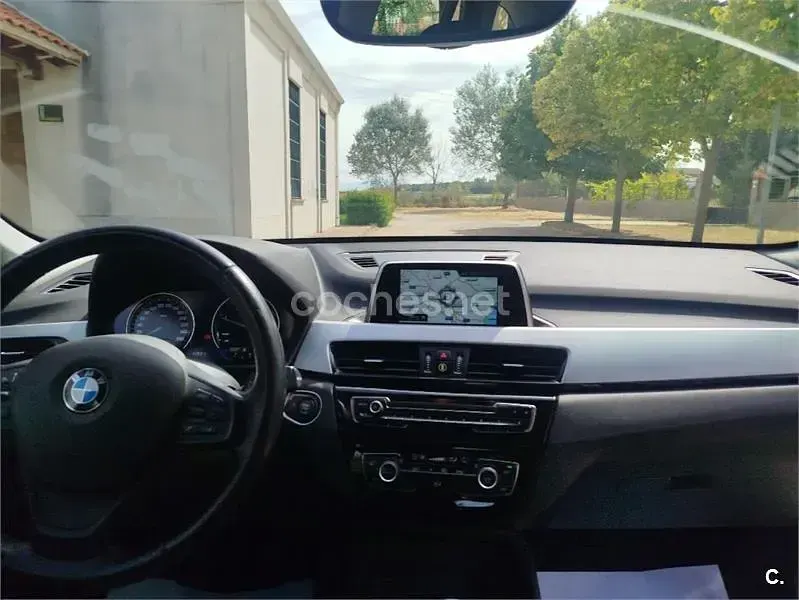 Usado BMW X1 150 CV (110 kW) 2018 Gris / plata SUV