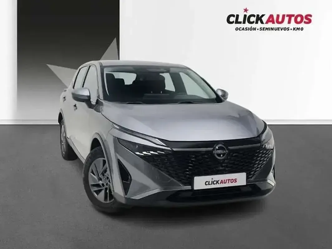 Usado Nissan Qashqai Acenta 140 CV (102 kW) 2025 Gris SUV
