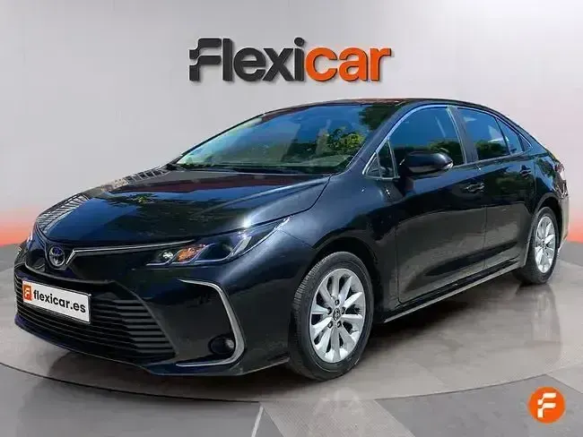 Usado Toyota Corolla Active 125 CV (91 kW) 2023 Negro Berlina