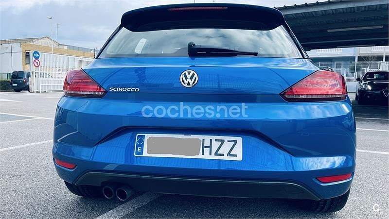 Usado VW Scirocco R-line 125 CV (91 kW) 2014 Azul Coupe