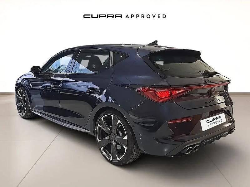 Begagnad Cupra Leon 300 HK (220 kW) 2021 Blå Sedan