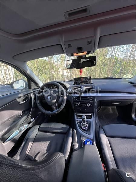 Usado BMW 118 143 CV (105 kW) 2012 Negro Utilitario