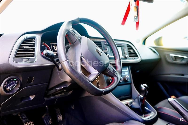 Usado Seat Leon FR 122 CV (89 kW) 2014 Azul Berlina