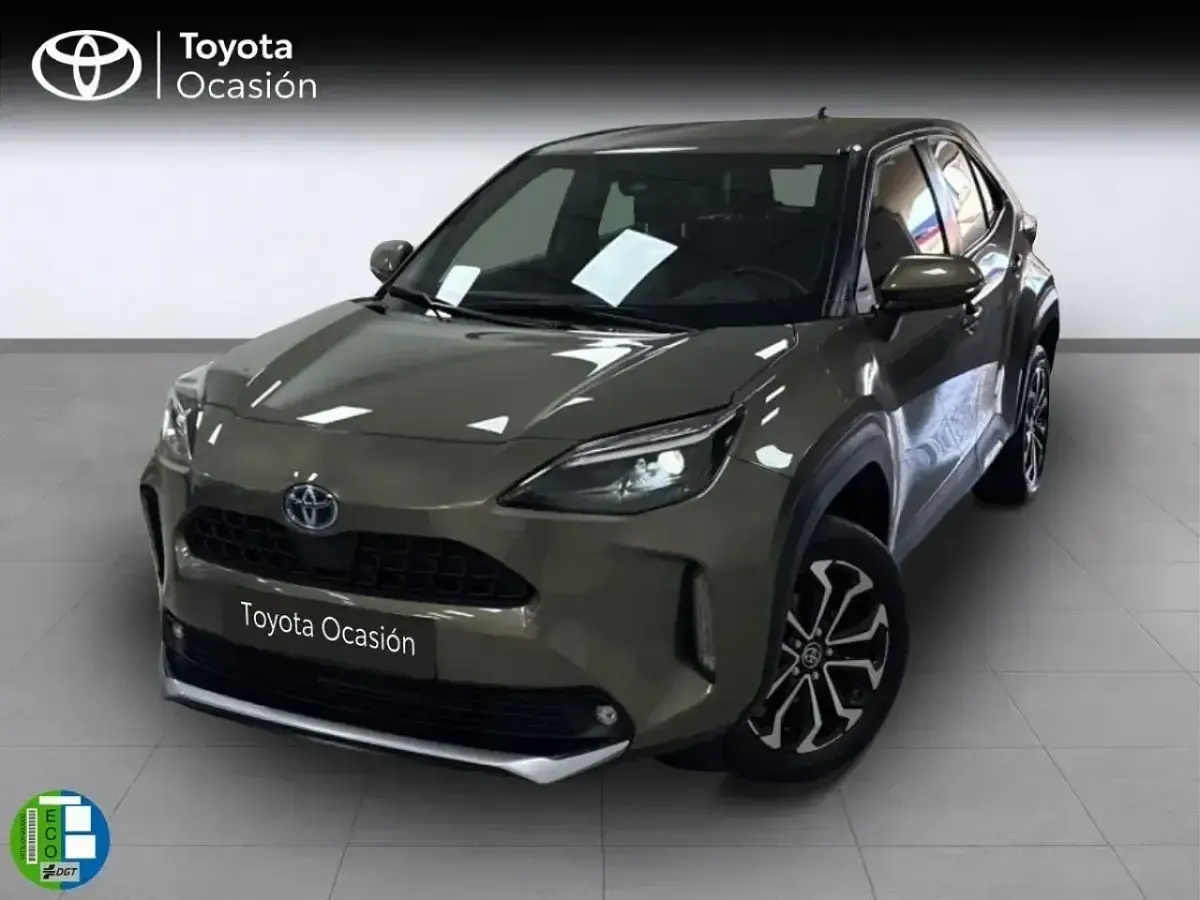 Usado Toyota Yaris Active 116 CV (85 kW) 2023 Negro Utilitario