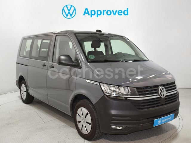 Gris / plata Usado 2024 VW Caravelle Monovolumen | 38.900 € (Precio justo) - Imagen 1/4