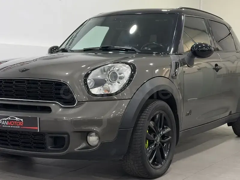Usado Mini Cooper D Countryman 111 CV (81 kW) 2011 Marrón SUV