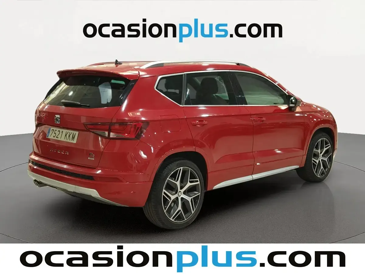 Usado Seat Ateca 4Drive 190 CV (139 kW) 2018 Rojo SUV