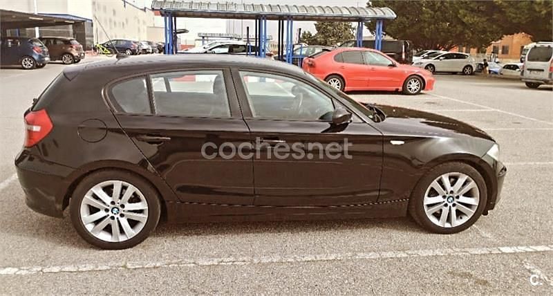 Usado BMW 123 204 CV (150 kW) 2009 Negro Utilitario