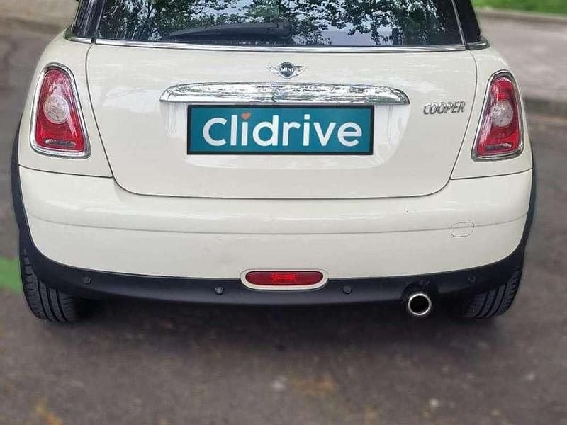 Usado Mini Cooper 122 CV (89 kW) 2009 Blanco Utilitario