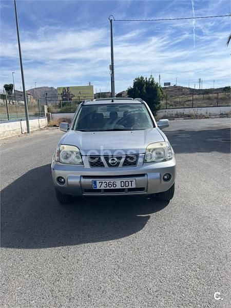 Gris / plata Usado 2004 Nissan X-Trail Comfort SUV | 5250 € (Precio justo) - Imagen 1/4