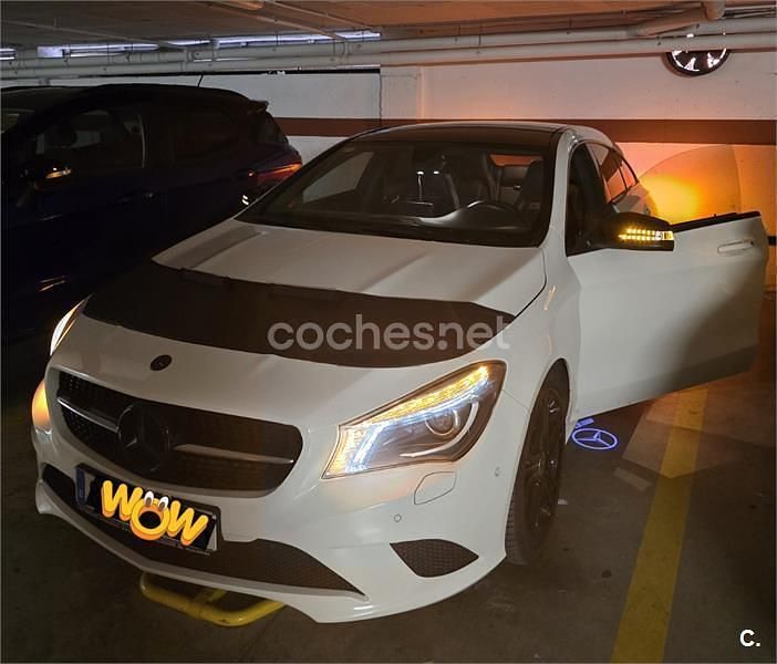 Usado Mercedes CLA220 Shooting Brake 177 CV (130 kW) 2015 Blanco Familiar