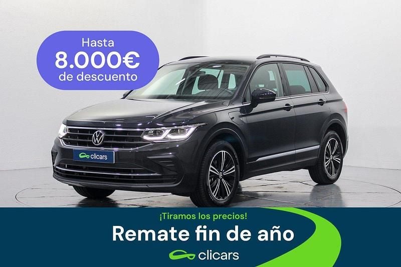 Verde Usado 2022 VW Tiguan Life SUV | 29.490 € (Precio justo) - Imagen 1/4
