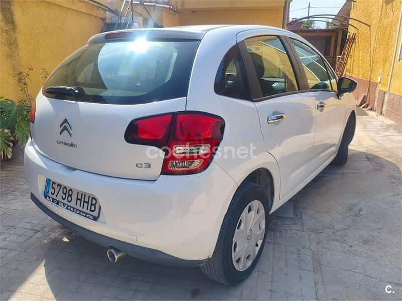 Usado Citroën C3 Attraction 68 CV (50 kW) 2011 Blanco Berlina