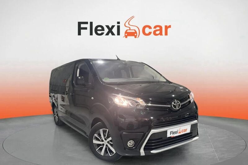 Negro Usado 2023 Toyota Proace Verso Advance Familiar | 35.990 € (Buen precio) - Imagen 1/4