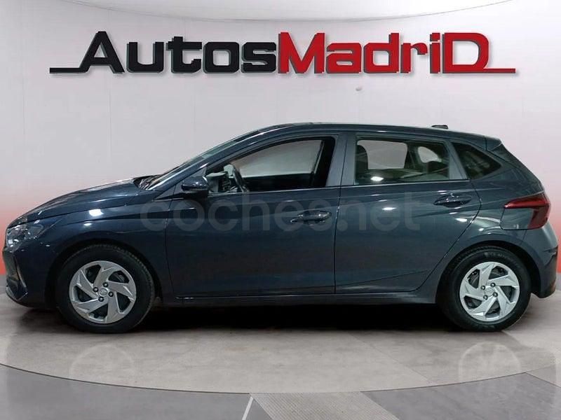 Usado Hyundai i20 100 HP (73 kW) 2022 Cinzento Sedan