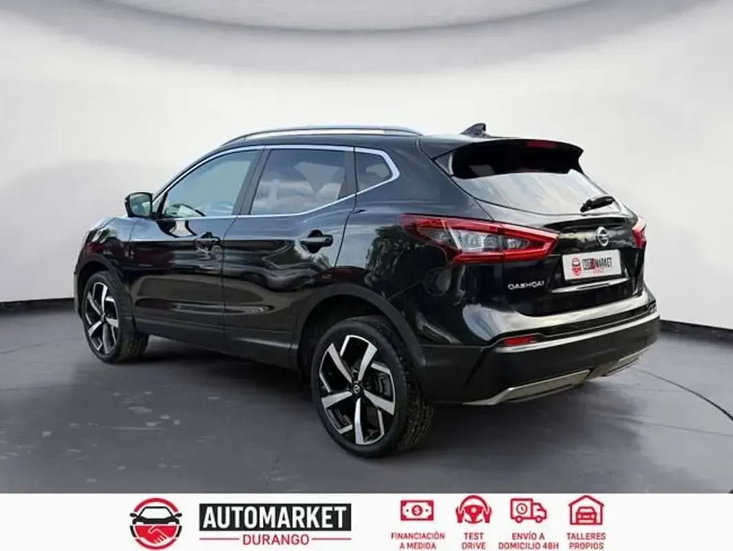 Käytetty Nissan Qashqai Tekna 130 HP (95 kW) 2018 Musta Katumaasturi