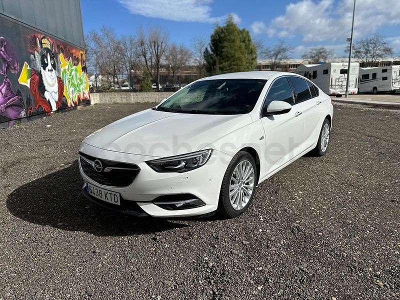 Usado Opel Insignia Innovation 170 CV (125 kW) 2019 Blanco Berlina