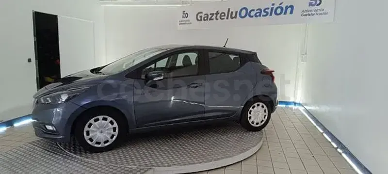 Usado Nissan Micra Acenta 92 CV (67 kW) 2023 Gris / plata Utilitario