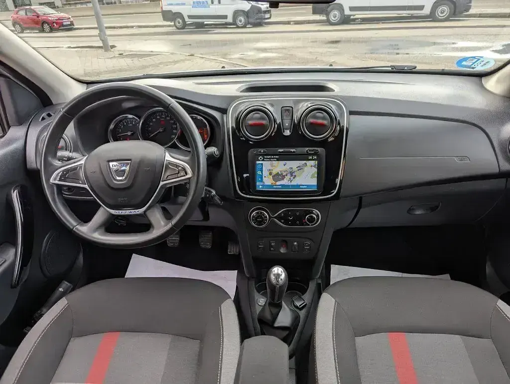 Usado Dacia Sandero 95 CV (69 kW) 2019 Blanco