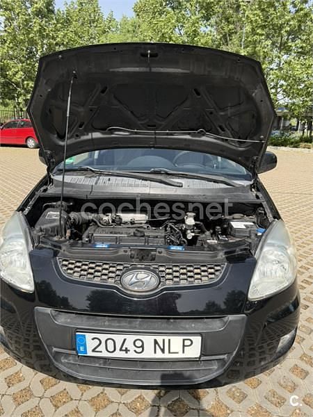 Usado Hyundai Matrix GLS 103 CV (75 kW) 2010 Negro Monovolumen