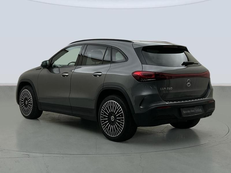 Usado Mercedes EQA250 139 kW (190 CV) 2021 Gris SUV