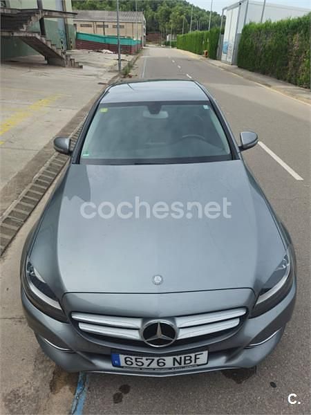Usado Mercedes C200 Avantgarde 136 CV (100 kW) 2014 Gris / plata Berlina